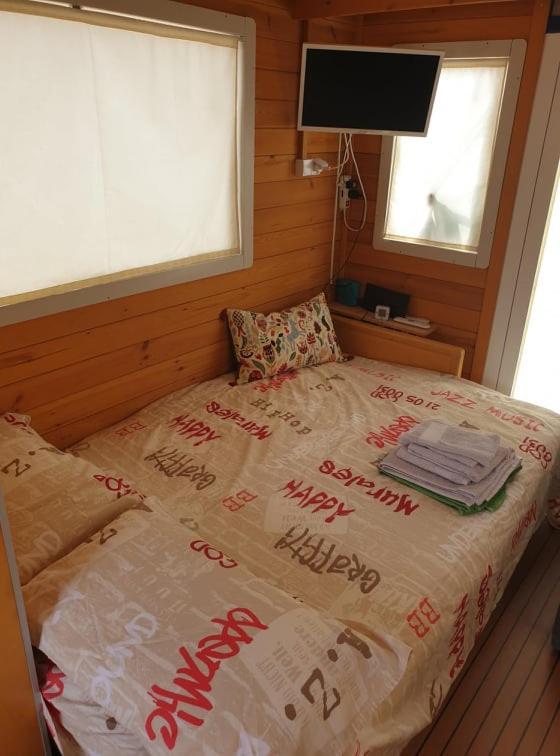 Houseboat Cagliari酒店 外观 照片