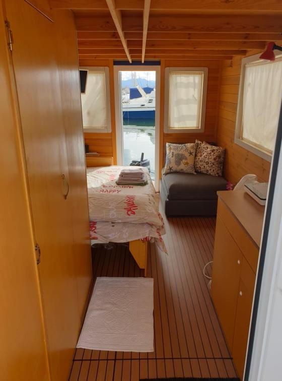 Houseboat Cagliari酒店 外观 照片