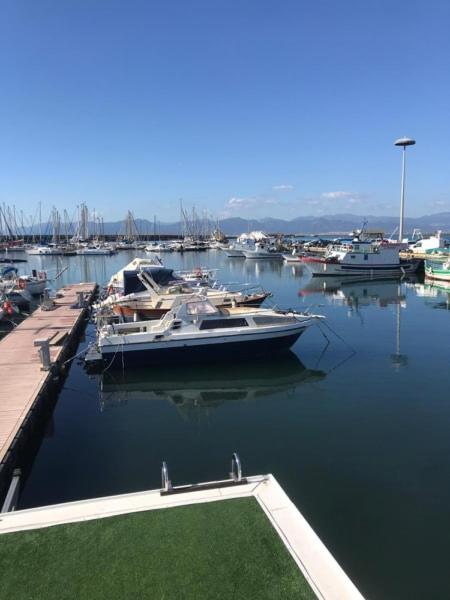 Houseboat Cagliari酒店 外观 照片