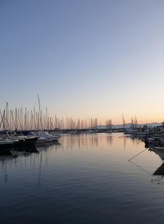 Houseboat Cagliari酒店 外观 照片